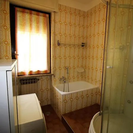 Orange Lake Omegna